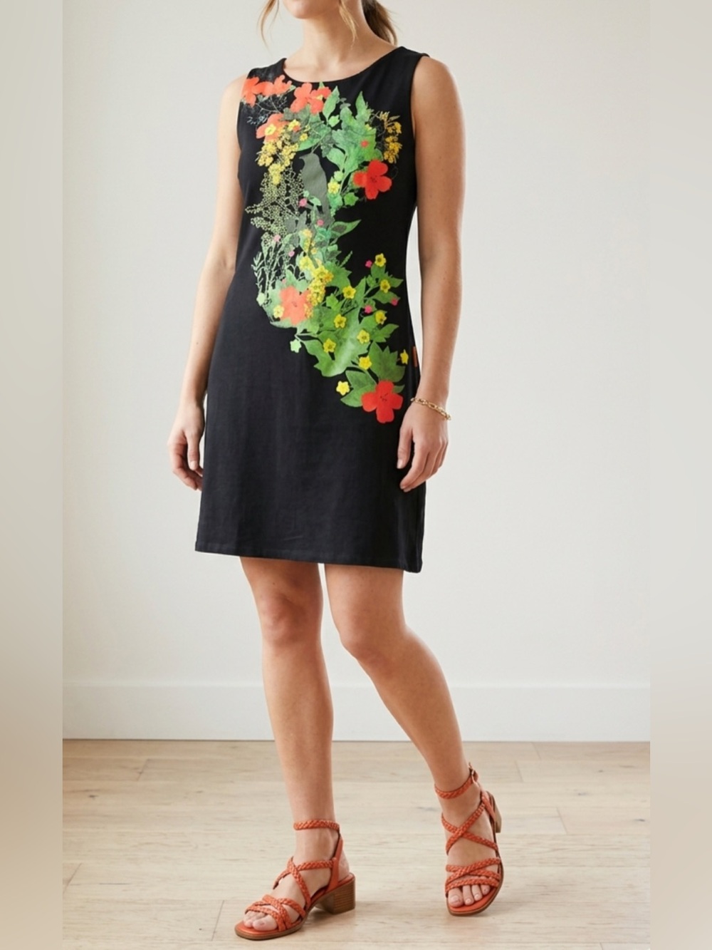 Mamatayoe sleeveless black shift dress vibrant floral graphics. Size S